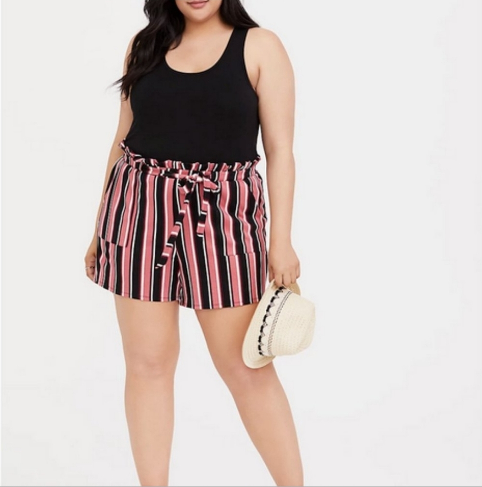 Torrid Rose Pink & Black Stripe Tie-Front Knit Summer Short Size 2